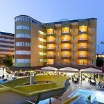 Hotel Magnolia 4*