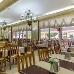 Magnolia Hotel