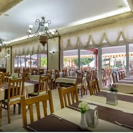 Hotel Magnolia 4*